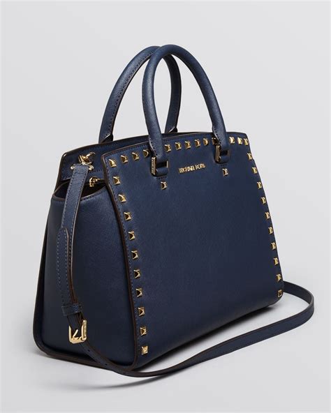 michael kors selma tas sale|Michael Kors selma satchel.